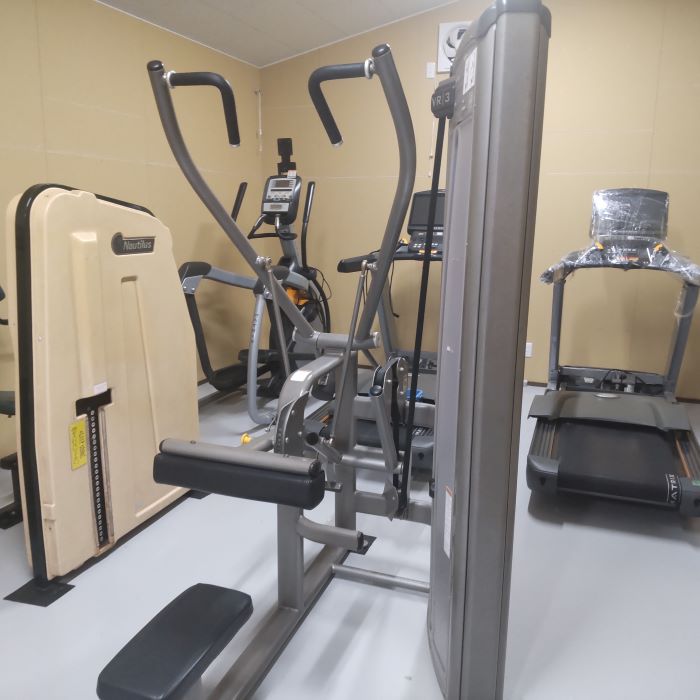 CYBEX VR3 プルダウン | マシンやさんグループ