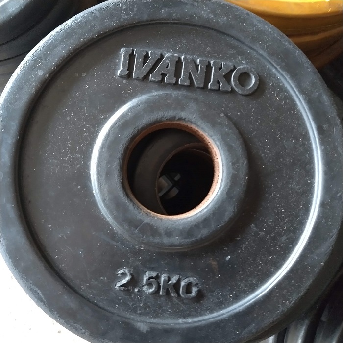 IVANKO ROEZHCオリンピックラバーイージーグリッププレート2.5kg