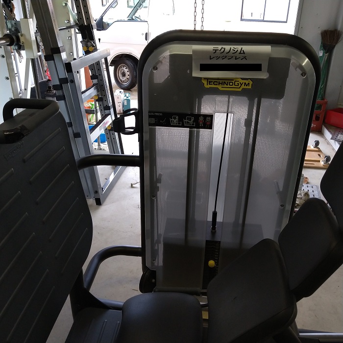 TECHNOGYM レッグプレス