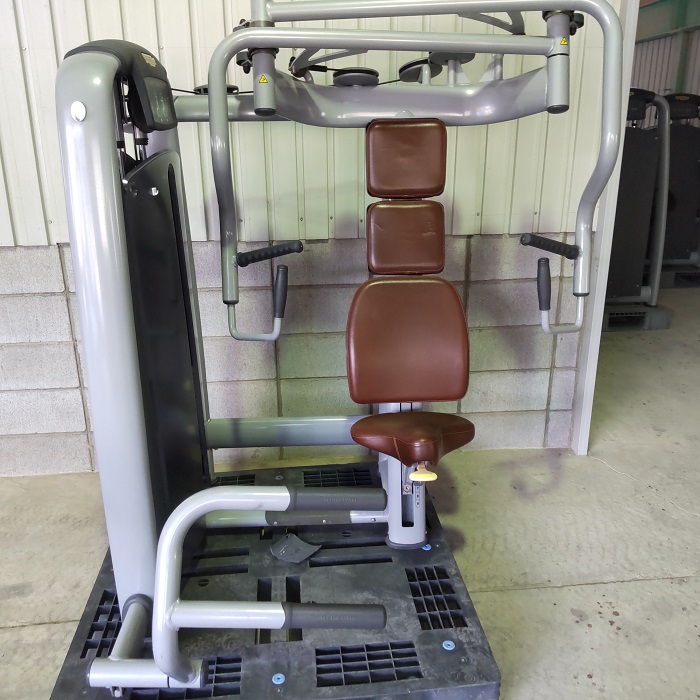 TECHNOGYM チェストプレス