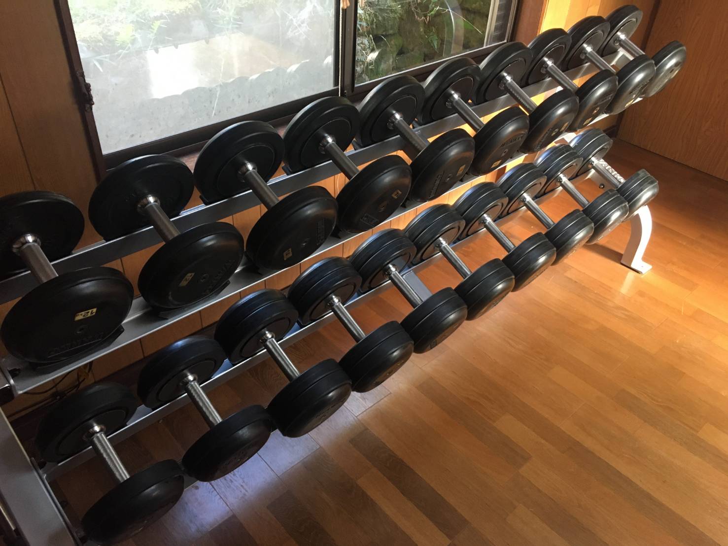 IVANKO ダンベルセット12-30kg+ラック
