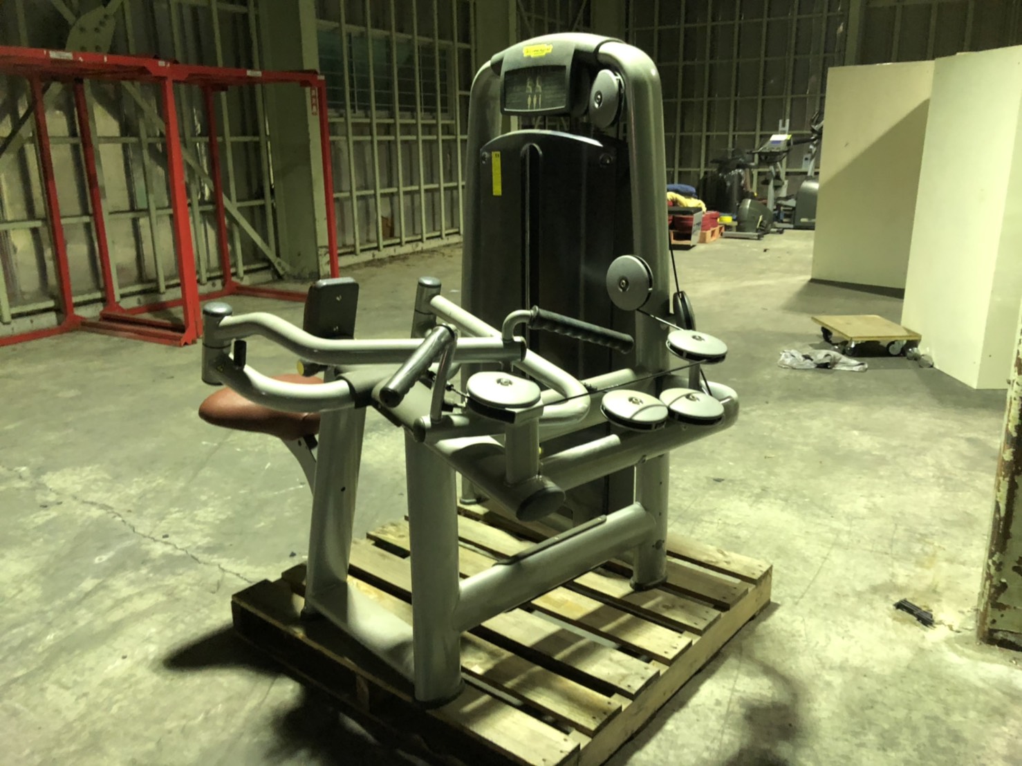 TECHNOGYM アッパーバック